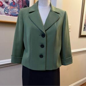 TAHARI – Green Jacket w/Grey Skirt – 2 pc Suit – Size 10